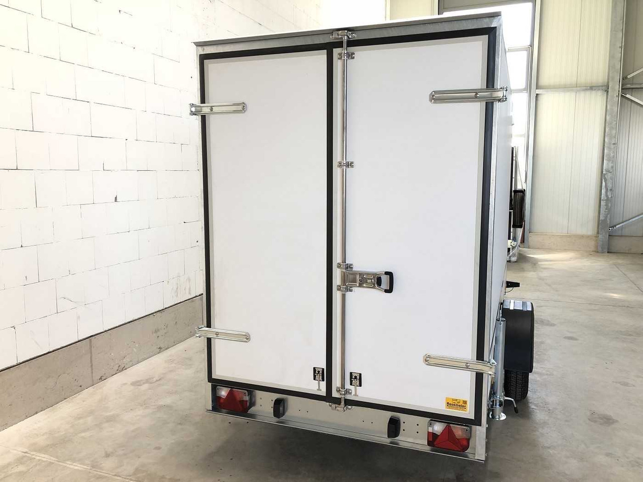 BLYSS F1330HD Kofferanhänger - Closed box trailer: picture 5 BLYSS F1330HD Kofferanhänger - Closed box trailer: picture 5