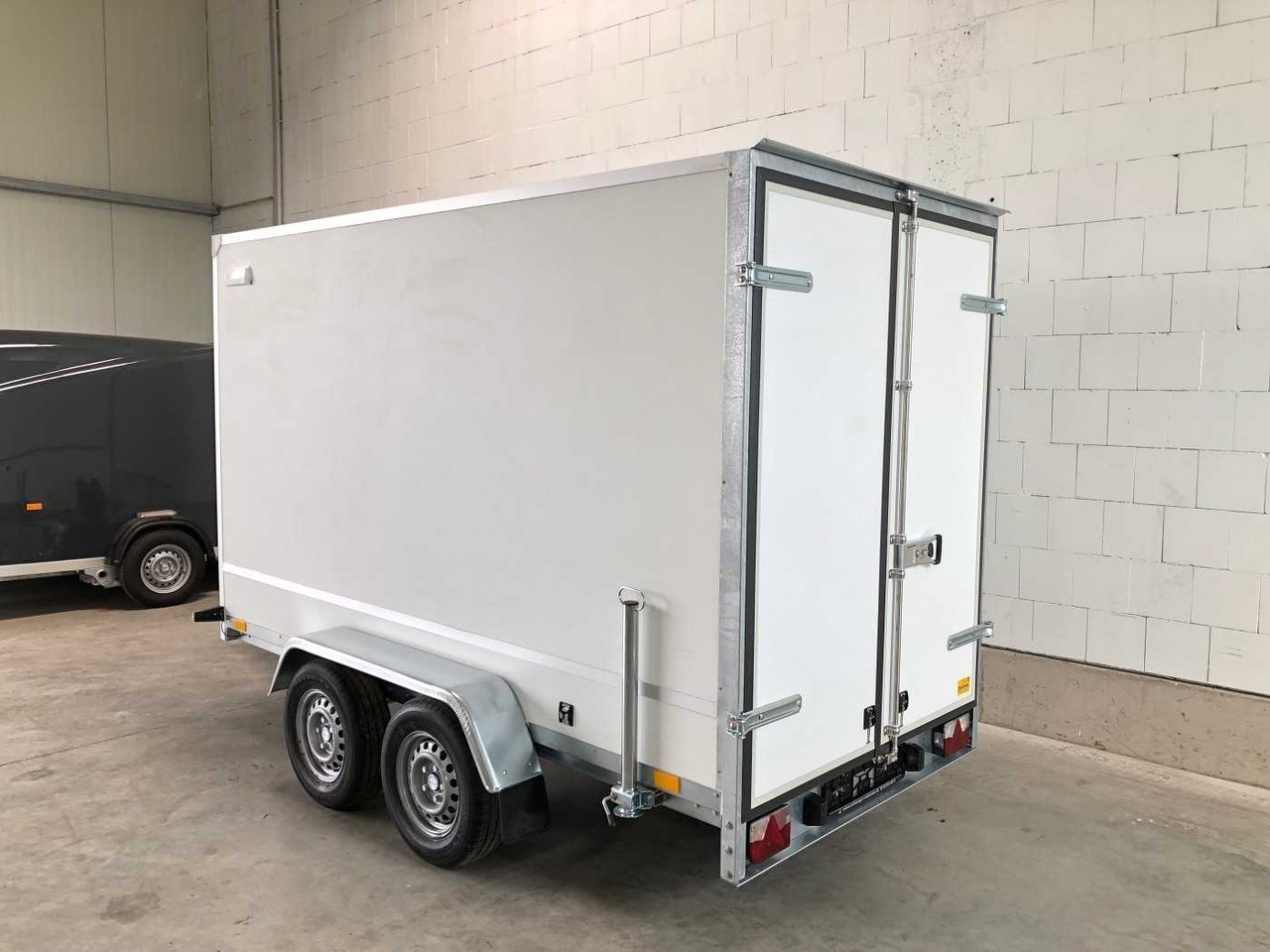 BLYSS F2030HTD VKL Kofferanhänger - Closed box trailer: picture 4 BLYSS F2030HTD VKL Kofferanhänger - Closed box trailer: picture 4