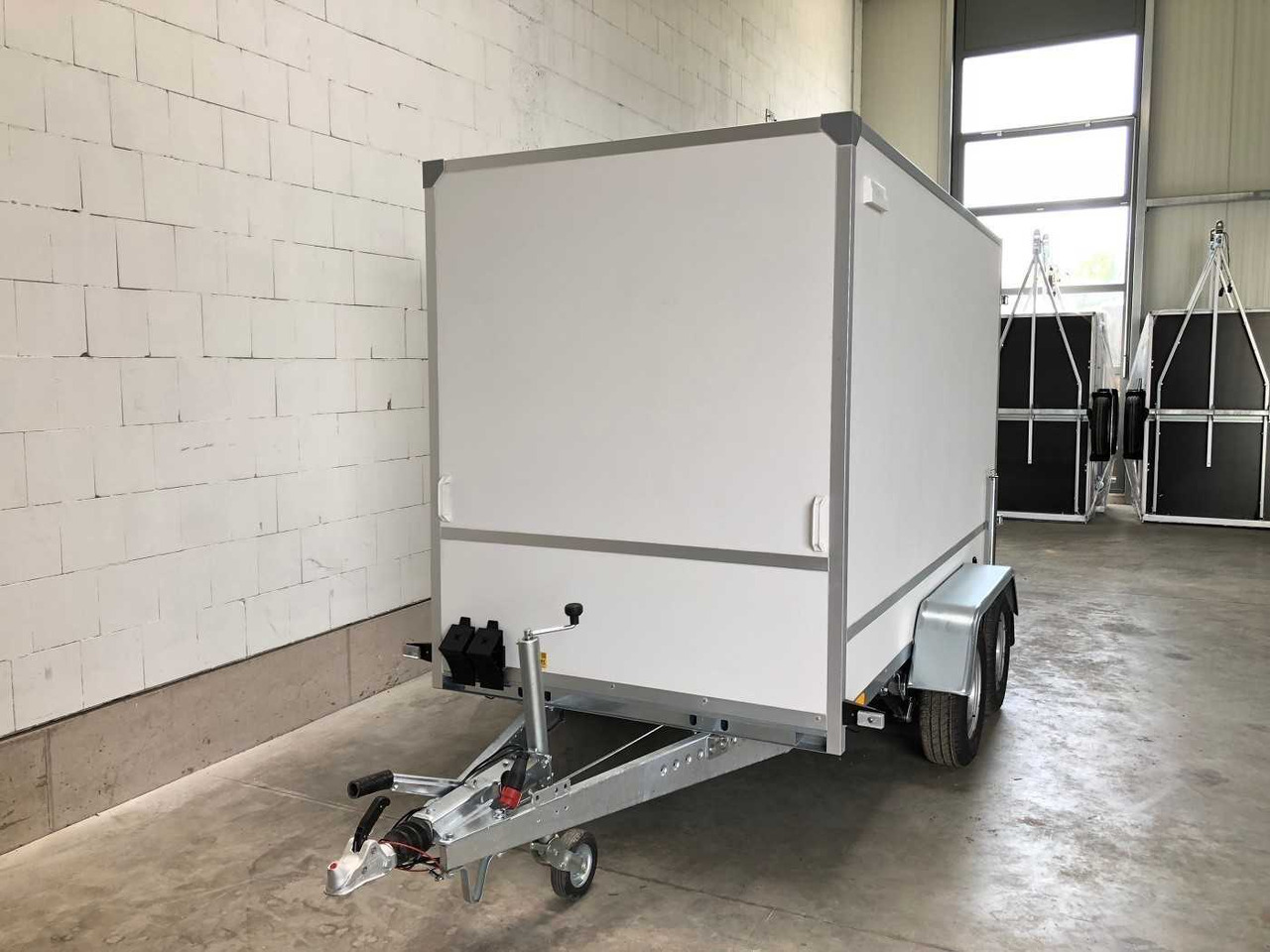 BLYSS F2030HTD VKL Kofferanhänger - Closed box trailer: picture 5 BLYSS F2030HTD VKL Kofferanhänger - Closed box trailer: picture 5