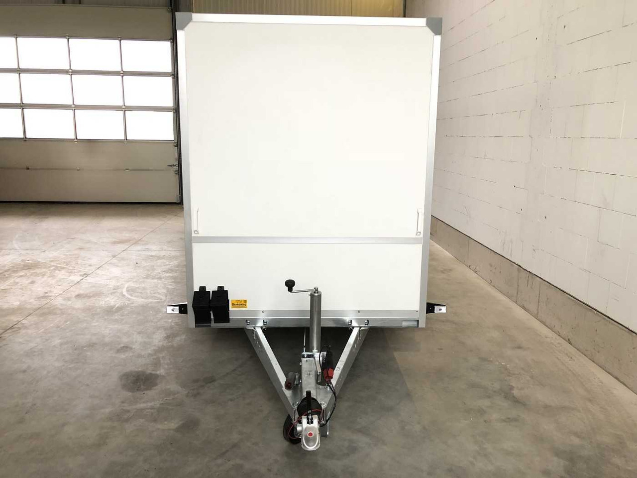 BLYSS F2736HTD Kofferanhänger - Closed box trailer: picture 5 BLYSS F2736HTD Kofferanhänger - Closed box trailer: picture 5