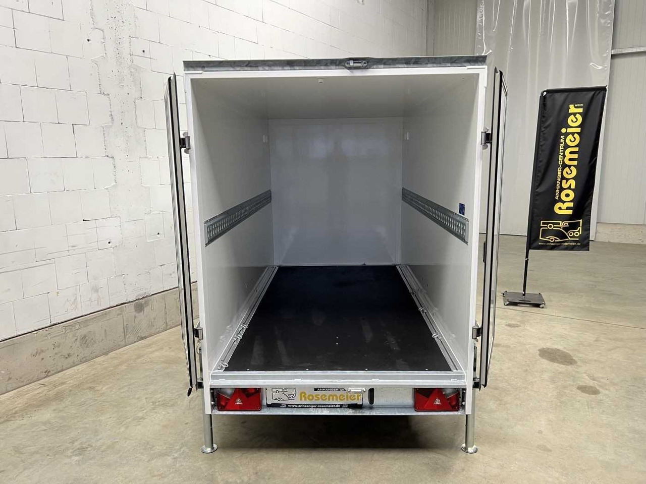 BLYSS FS1326/150HL Kofferanhänger - Closed box trailer: picture 4 BLYSS FS1326/150HL Kofferanhänger - Closed box trailer: picture 4