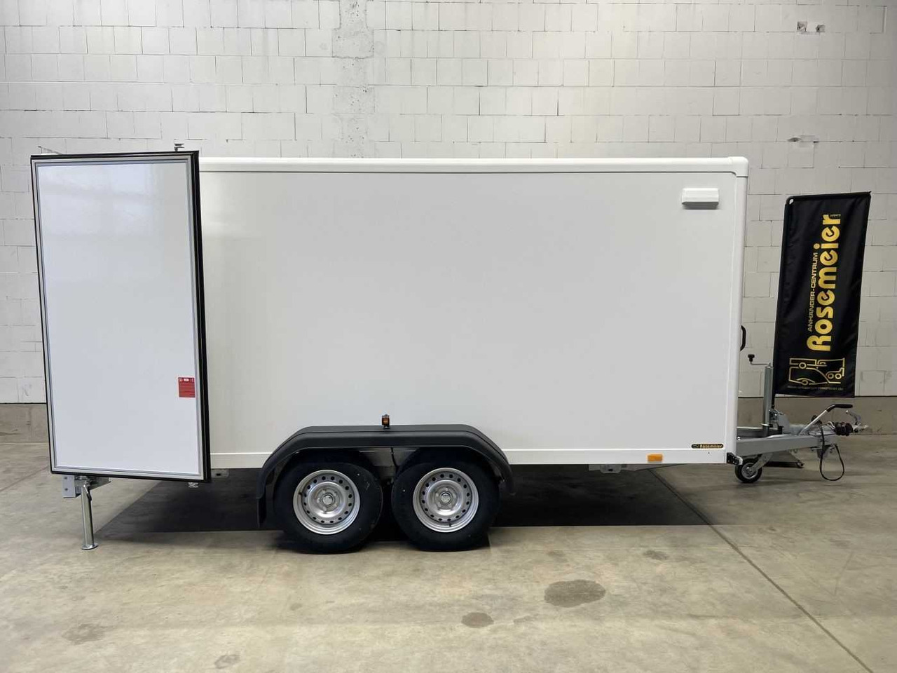 BLYSS FS2740/180HTL Kofferanhänger - Closed box trailer: picture 1 BLYSS FS2740/180HTL Kofferanhänger - Closed box trailer: picture 1