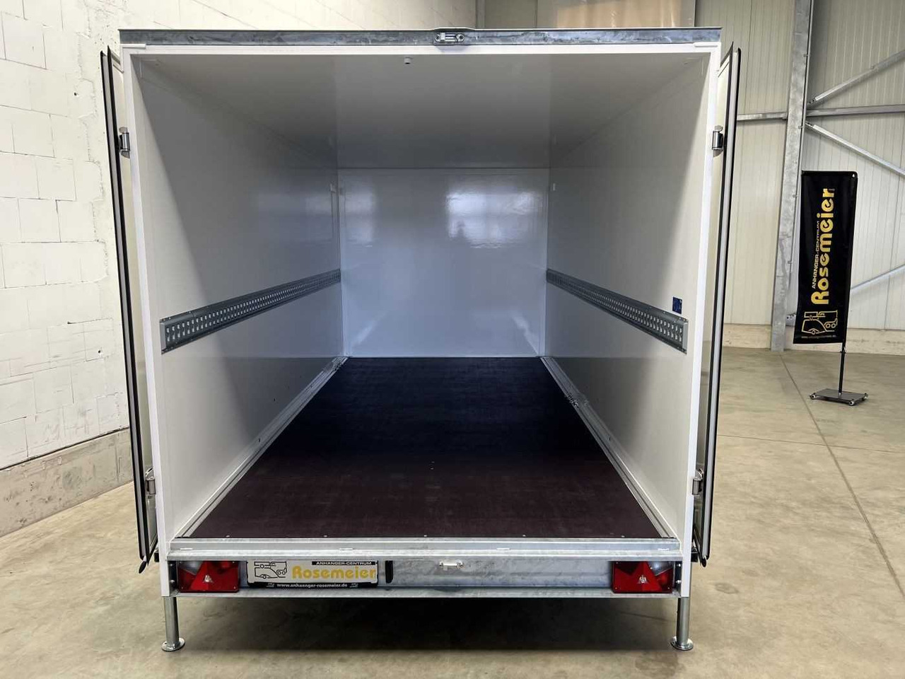 BLYSS FS2740/180HTL Kofferanhänger - Closed box trailer: picture 4 BLYSS FS2740/180HTL Kofferanhänger - Closed box trailer: picture 4