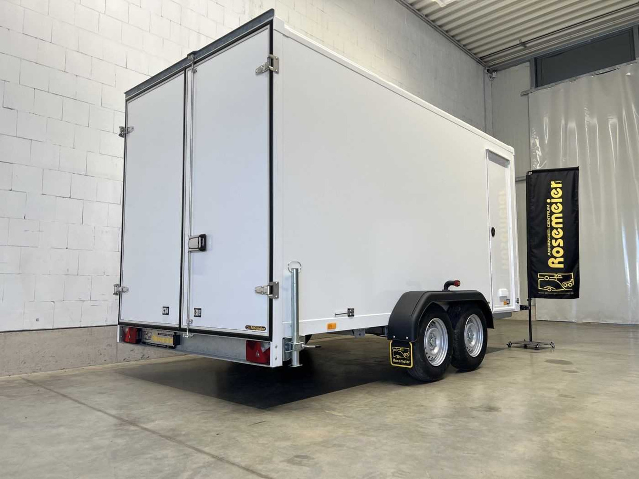 BLYSS FS2740/200HTL Seitentür Kofferanhänger - Closed box trailer: picture 5 BLYSS FS2740/200HTL Seitentür Kofferanhänger - Closed box trailer: picture 5