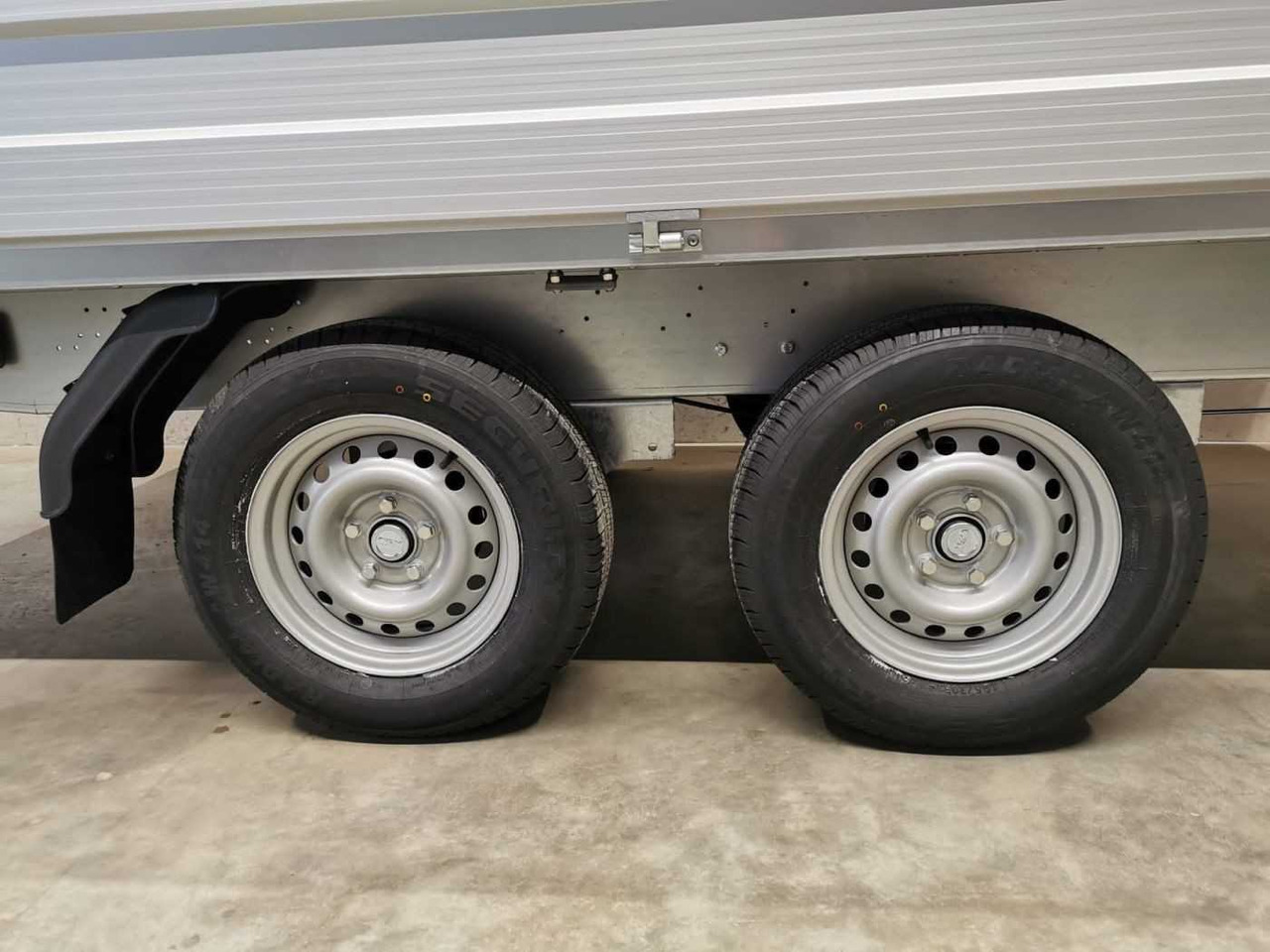 BOECKMANN HL-AL 3718/35 Eco XXL Hochlader - Car trailer: picture 2 BOECKMANN HL-AL 3718/35 Eco XXL Hochlader - Car trailer: picture 2