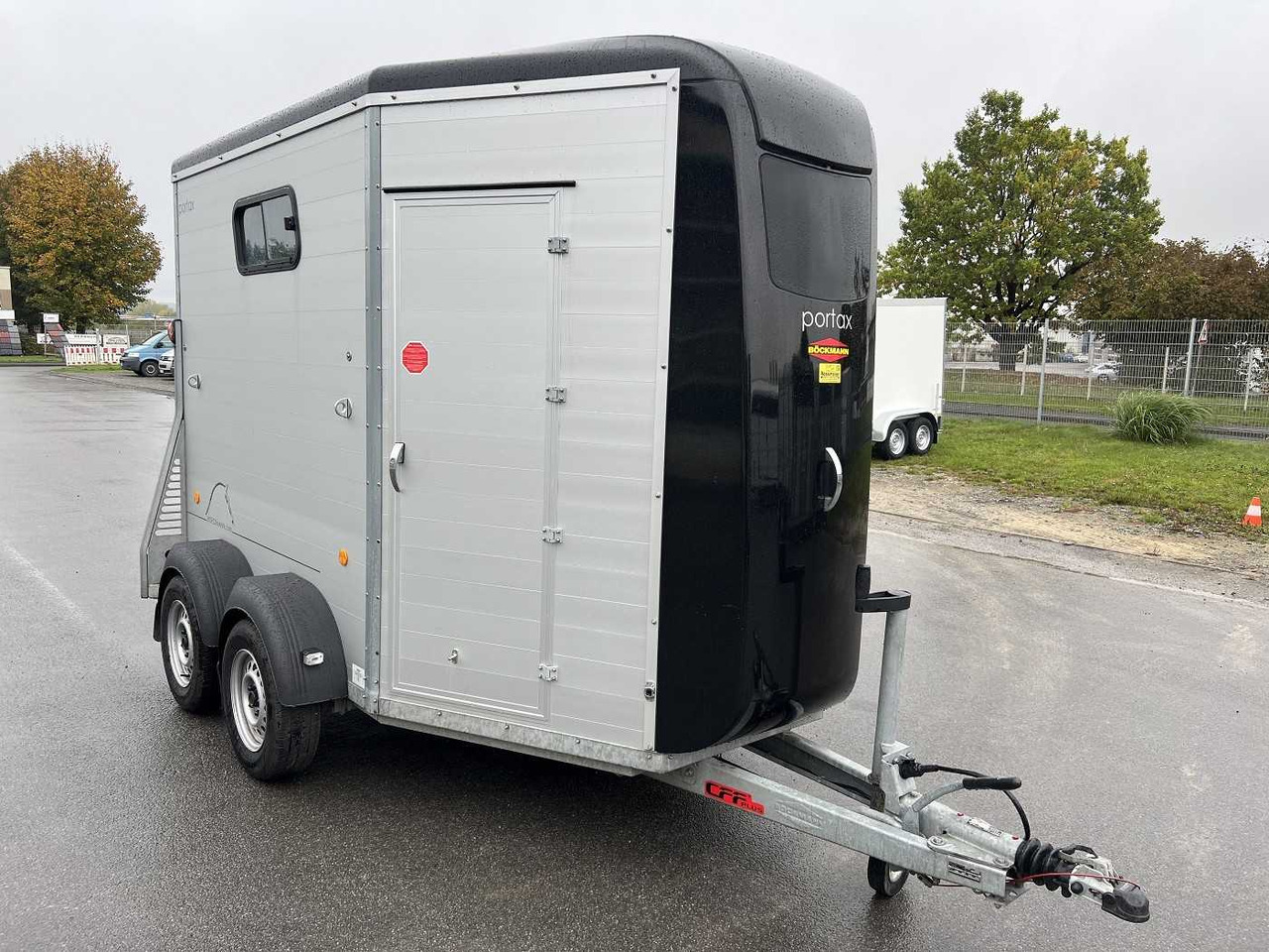 BOECKMANN Portax E TKL Pferdeanhänger - Horse trailer: picture 1 BOECKMANN Portax E TKL Pferdeanhänger - Horse trailer: picture 1
