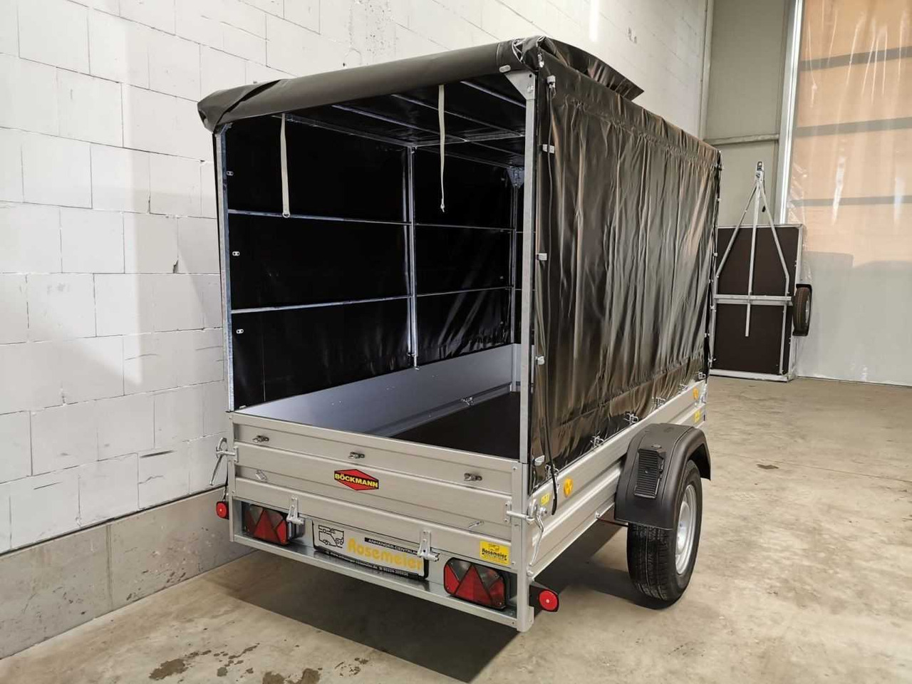 BOECKMANN TL-AL 2513/135 Eco XXL Plane Kastenanhänger gebr - Car trailer: picture 4 BOECKMANN TL-AL 2513/135 Eco XXL Plane Kastenanhänger gebr - Car trailer: picture 4