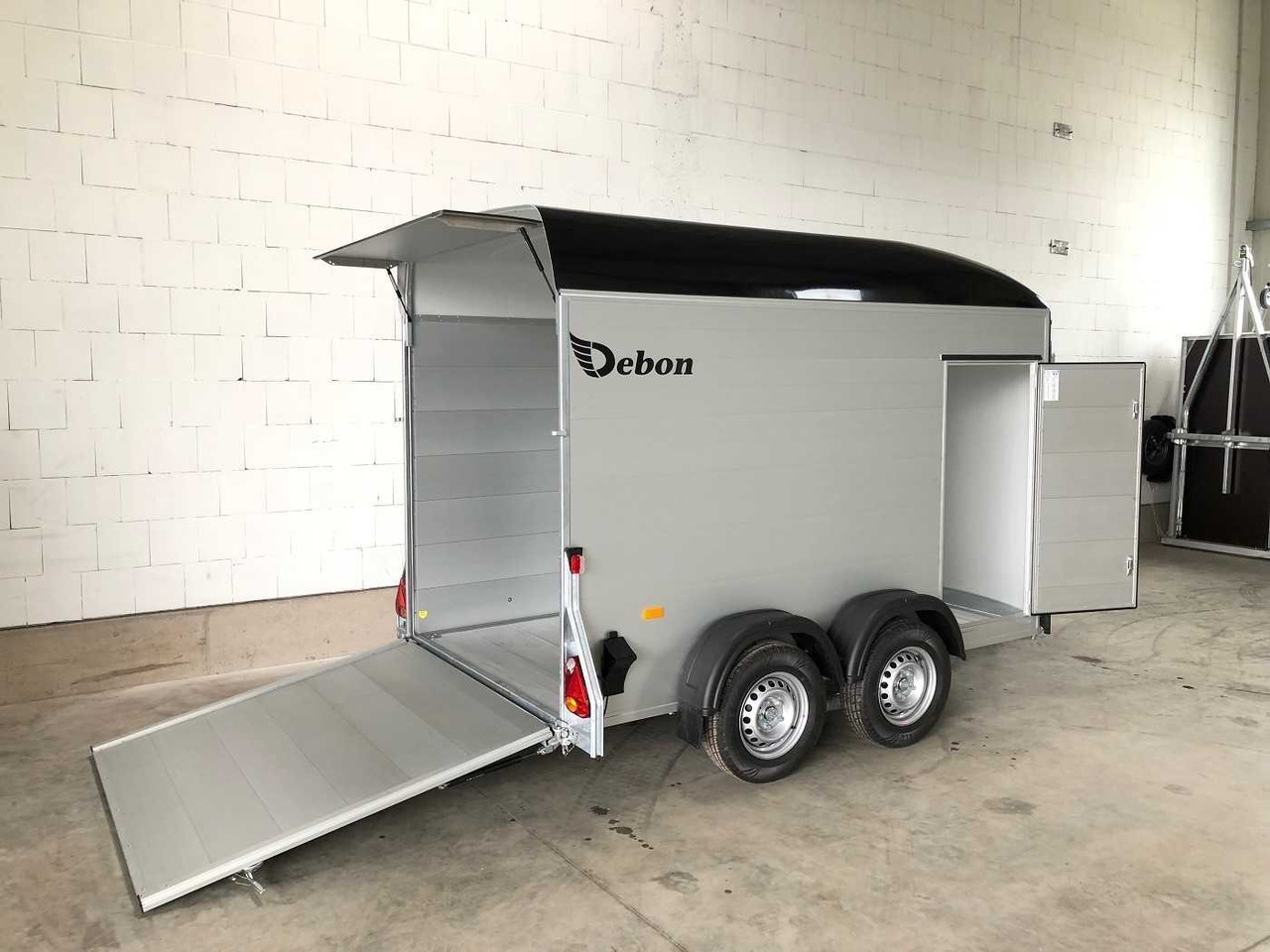 CHEVAL LIBERTE C500 Roadster 2 Türen Kofferanhänger - Motorcycle trailer: picture 3 CHEVAL LIBERTE C500 Roadster 2 Türen Kofferanhänger - Motorcycle trailer: picture 3