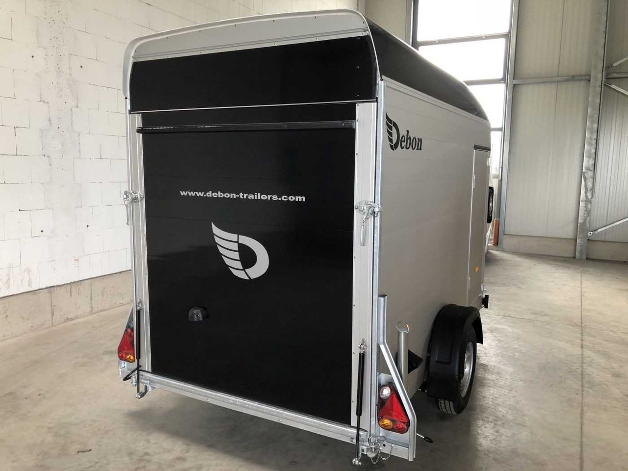 CHEVAL LIBERTE DEBON C300 Roadster Kofferanhänger - Motorcycle trailer: picture 3 CHEVAL LIBERTE DEBON C300 Roadster Kofferanhänger - Motorcycle trailer: picture 3