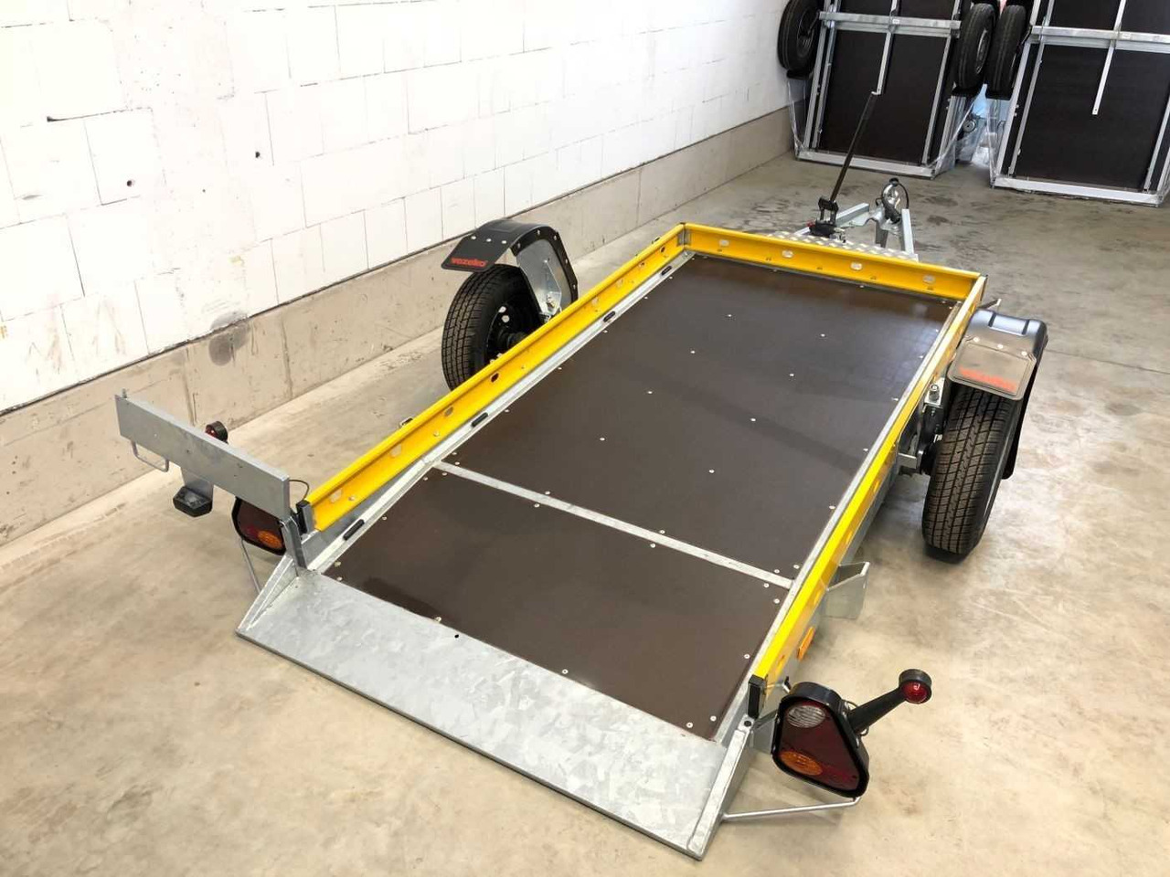 VEZEKO Husky F 08.25 Absenker - Roll-off/ Skip trailer: picture 3 VEZEKO Husky F 08.25 Absenker - Roll-off/ Skip trailer: picture 3