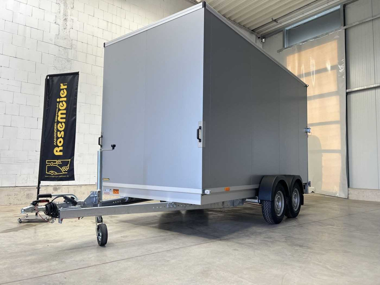 New Closed box trailer VEZEKO TK C 27.40 SP Kombi Rampe Sond Kofferanhänger: picture 30