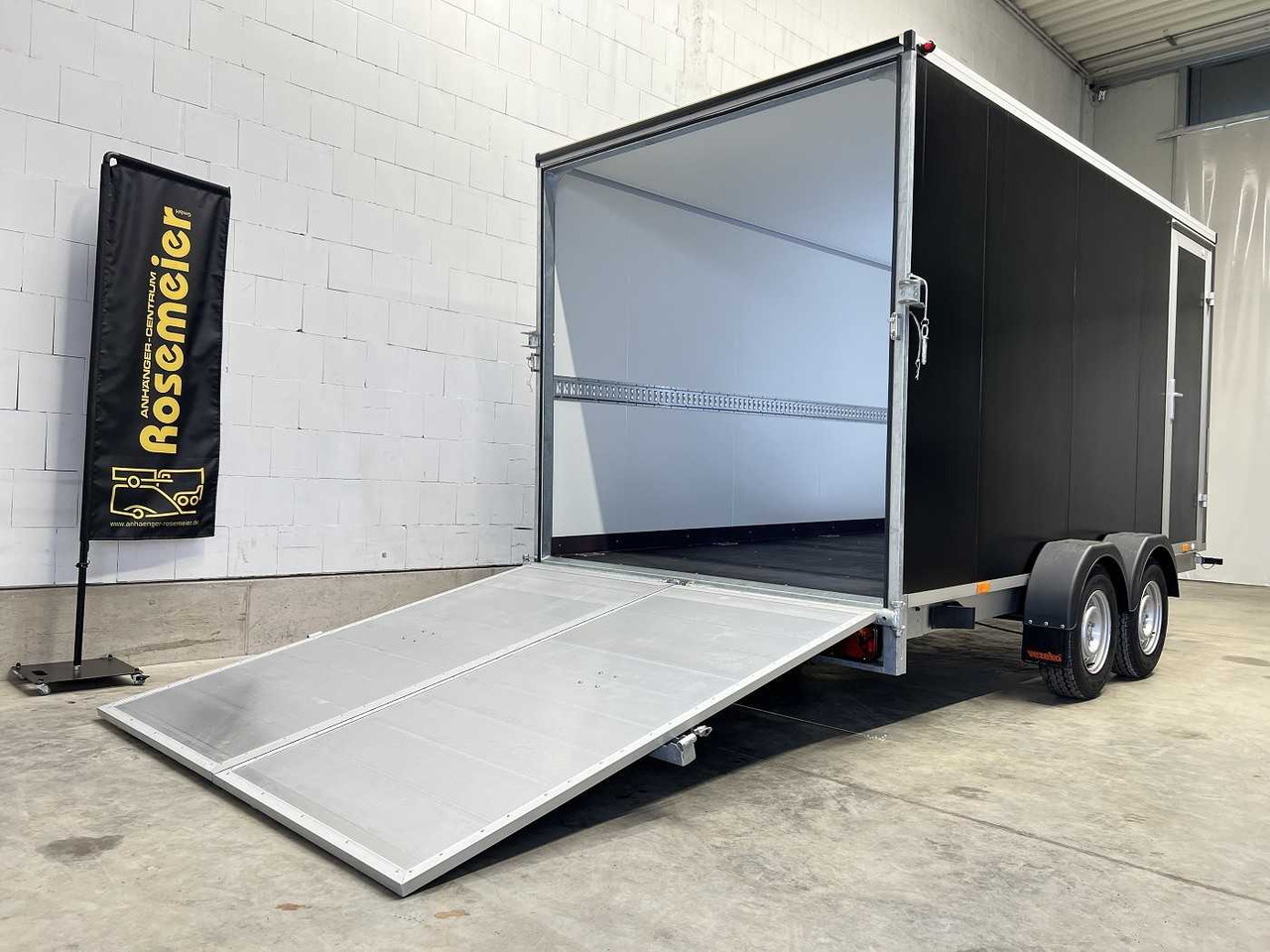 VEZEKO TK D 27.40 TKL Tür Kofferanhänger - Closed box trailer: picture 5 VEZEKO TK D 27.40 TKL Tür Kofferanhänger - Closed box trailer: picture 5