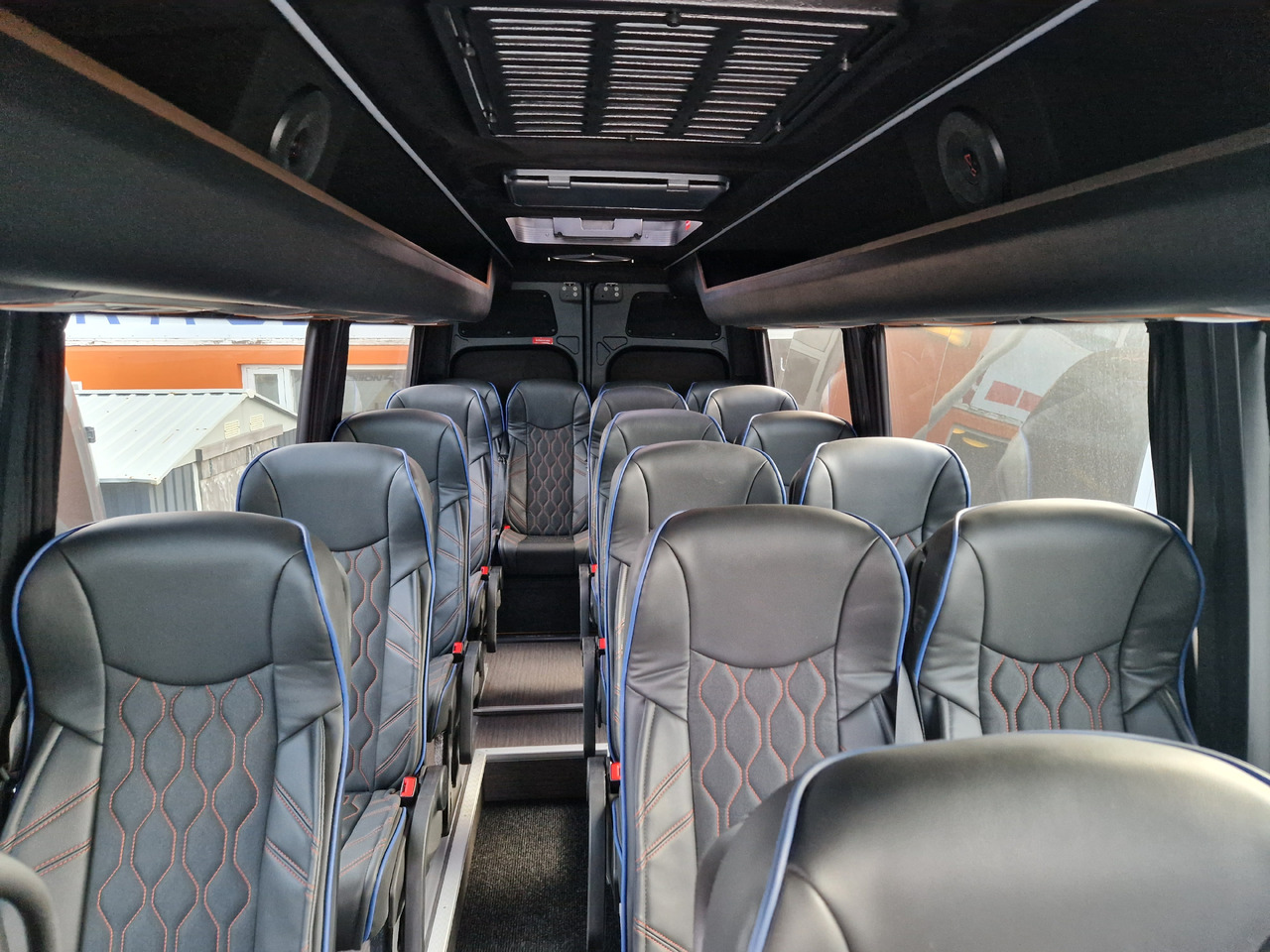 New Minibus, Passenger van MERCEDES-BENZ Sprinter 519 4x4 high and low drive: picture 9