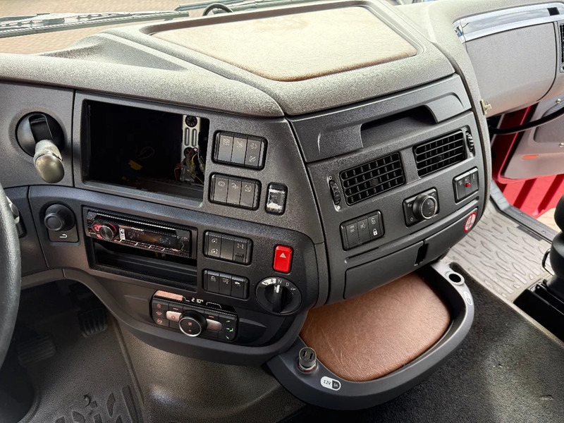 Cab chassis truck DAF XF 480 XF480 6X2 SSC CHASSIS EURO6 HOLLAND TRUCK TUV 4-2026 Smart Tacho: picture 17 Cab chassis truck DAF XF 480 XF480 6X2 SSC CHASSIS EURO6 HOLLAND TRUCK TUV 4-2026 Smart Tacho: picture 17