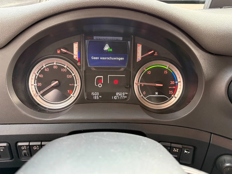 DAF CF 440 CF440 4X2 SPACECAB / Full spoilers / Alcoa / Hydraulics / Holland Truck !!!!!!! - Tractor unit: picture 4 DAF CF 440 CF440 4X2 SPACECAB / Full spoilers / Alcoa / Hydraulics / Holland Truck !!!!!!! - Tractor unit: picture 4