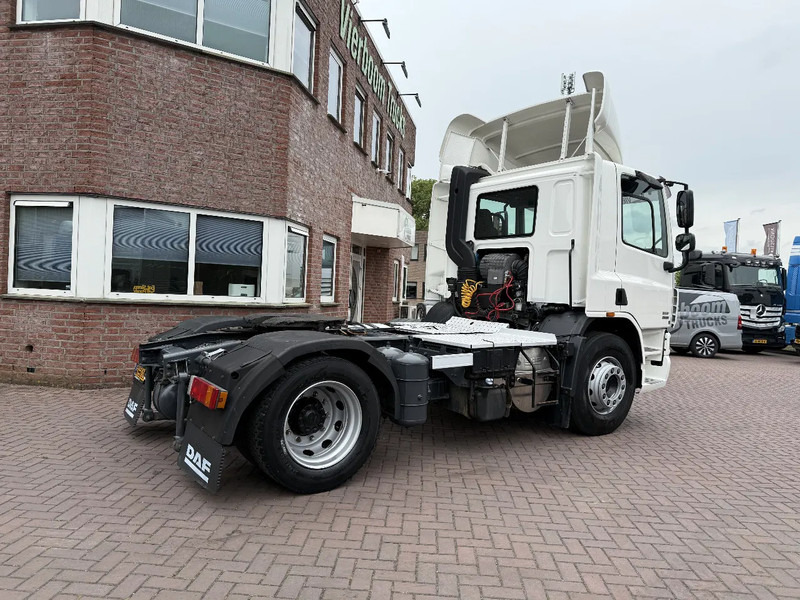 DAF CF 75 CF75-250 EURO5 - DAG CABINE MET RUIT- IDEAAL ALS RANGEERTREKKER-LAGE KM STAND!!!!!! - Tractor unit: picture 4 DAF CF 75 CF75-250 EURO5 - DAG CABINE MET RUIT- IDEAAL ALS RANGEERTREKKER-LAGE KM STAND!!!!!! - Tractor unit: picture 4