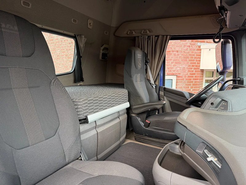 DAF XF 450 XF450 4X2 NGD / 7-2022 / Full spoilers / Alcoa / Camera / Holland Truck !!!!!!!!! - Tractor unit: picture 4 DAF XF 450 XF450 4X2 NGD / 7-2022 / Full spoilers / Alcoa / Camera / Holland Truck !!!!!!!!! - Tractor unit: picture 4