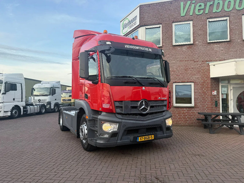 Mercedes-Benz Actros Actros 1836LS Streamspace / ONLY 740.643km / Holland Truck - Tractor unit: picture 1 Mercedes-Benz Actros Actros 1836LS Streamspace / ONLY 740.643km / Holland Truck - Tractor unit: picture 1