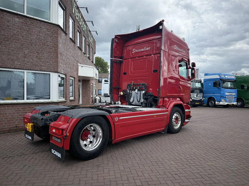 Scania R520 V8 4x2 STREAMLINE EURO6 RETARDER STANDAIRCO SPECIAL INTERIEUR HYDRAULICS SUPER CONDITION!!! - Tractor unit: picture 5 Scania R520 V8 4x2 STREAMLINE EURO6 RETARDER STANDAIRCO SPECIAL INTERIEUR HYDRAULICS SUPER CONDITION!!! - Tractor unit: picture 5