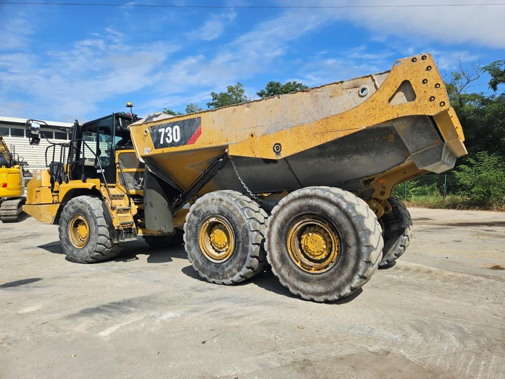 CATERPILLAR 730 - Articulated dumper: picture 1 CATERPILLAR 730 - Articulated dumper: picture 1