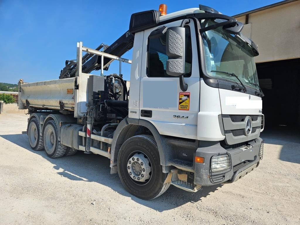 MERCEDES-BENZ 2644 - Crane truck: picture 5 MERCEDES-BENZ 2644 - Crane truck: picture 5