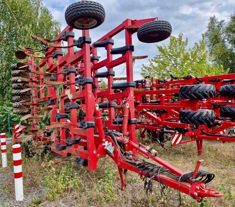 Horsch Tiger 8AS Reifenpacker - Cultivator: picture 1 Horsch Tiger 8AS Reifenpacker - Cultivator: picture 1