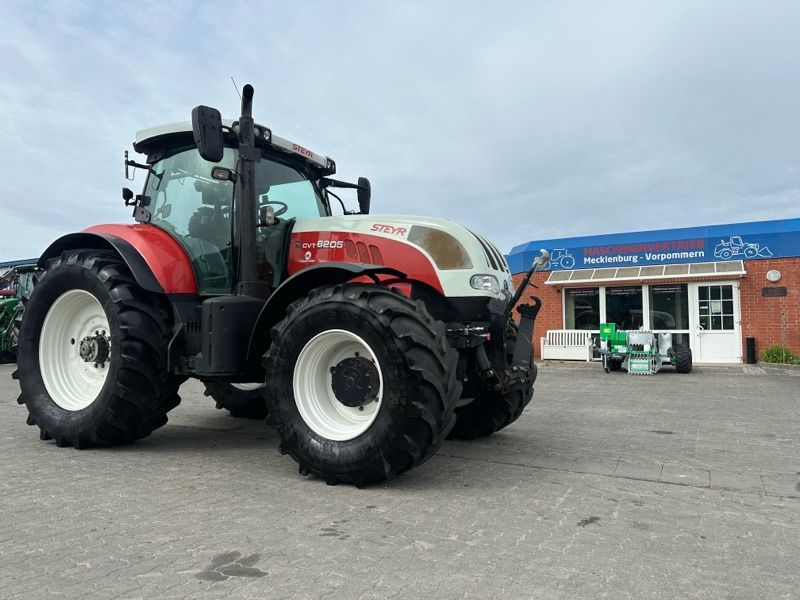 Steyr CVT 6205 - Farm tractor: picture 1 Steyr CVT 6205 - Farm tractor: picture 1