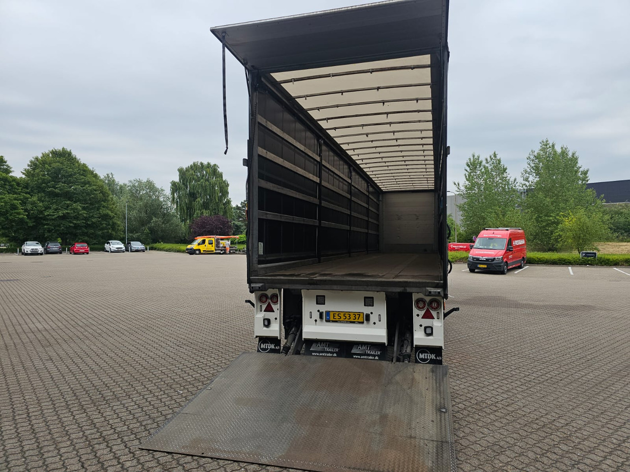 MTD 13,6 med lift - Curtainsider semi-trailer: picture 4 MTD 13,6 med lift - Curtainsider semi-trailer: picture 4