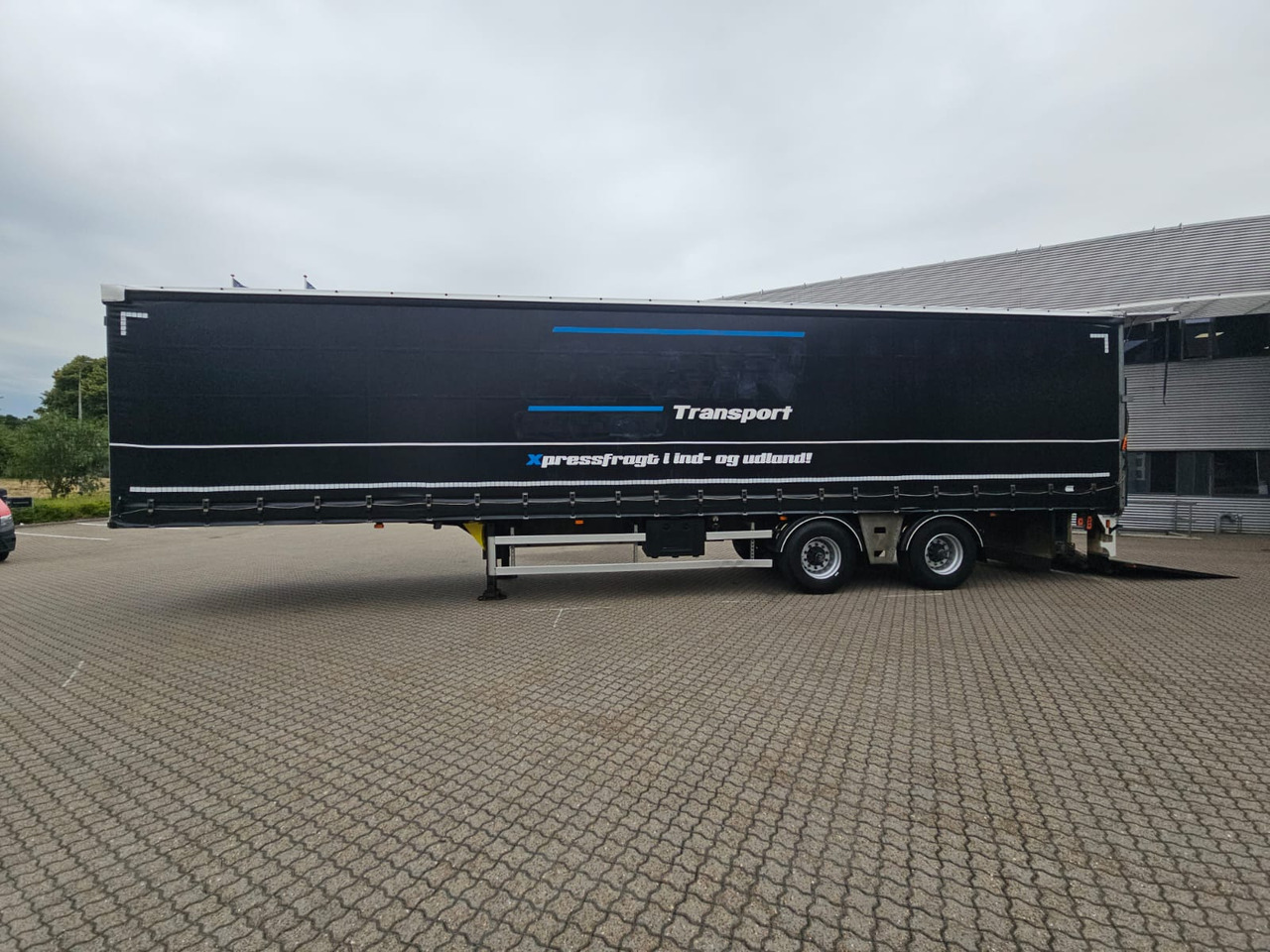 MTD 13,6 med lift - Curtainsider semi-trailer: picture 3 MTD 13,6 med lift - Curtainsider semi-trailer: picture 3