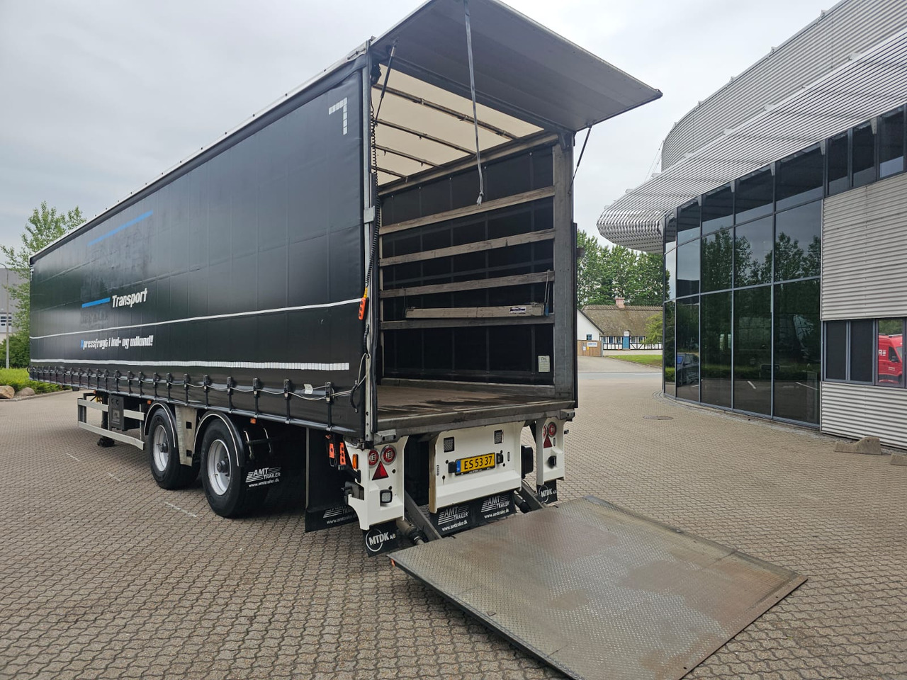 MTD 13,6 med lift - Curtainsider semi-trailer: picture 2 MTD 13,6 med lift - Curtainsider semi-trailer: picture 2