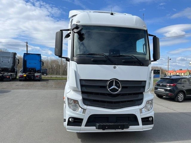 Mercedes-Benz Actros 1845 Sattelzugmaschine TOP gepflegt! Mercedes-Benz Actros 1845 Sattelzugmaschine TOP gepflegt! - Tractor unit: picture 2 Mercedes-Benz Actros 1845 Sattelzugmaschine TOP gepflegt! Mercedes-Benz Actros 1845 Sattelzugmaschine TOP gepflegt! - Tractor unit: picture 2