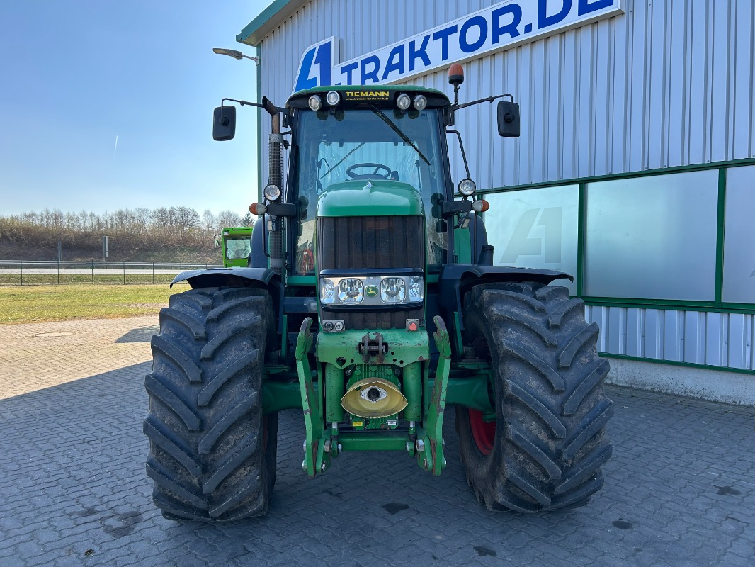 John Deere 7430 PREMIUM - Farm tractor: picture 4 John Deere 7430 PREMIUM - Farm tractor: picture 4