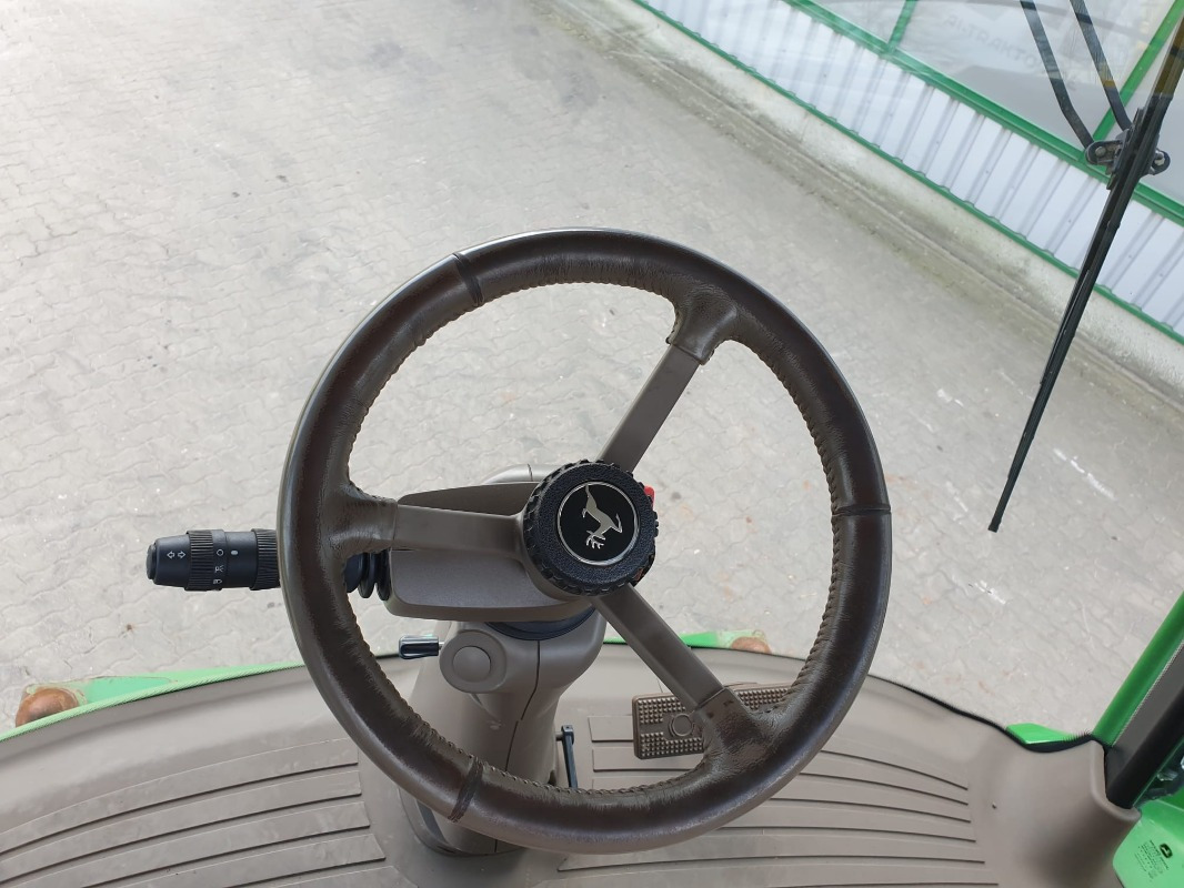 John Deere 8600 - Harvester: picture 3 John Deere 8600 - Harvester: picture 3