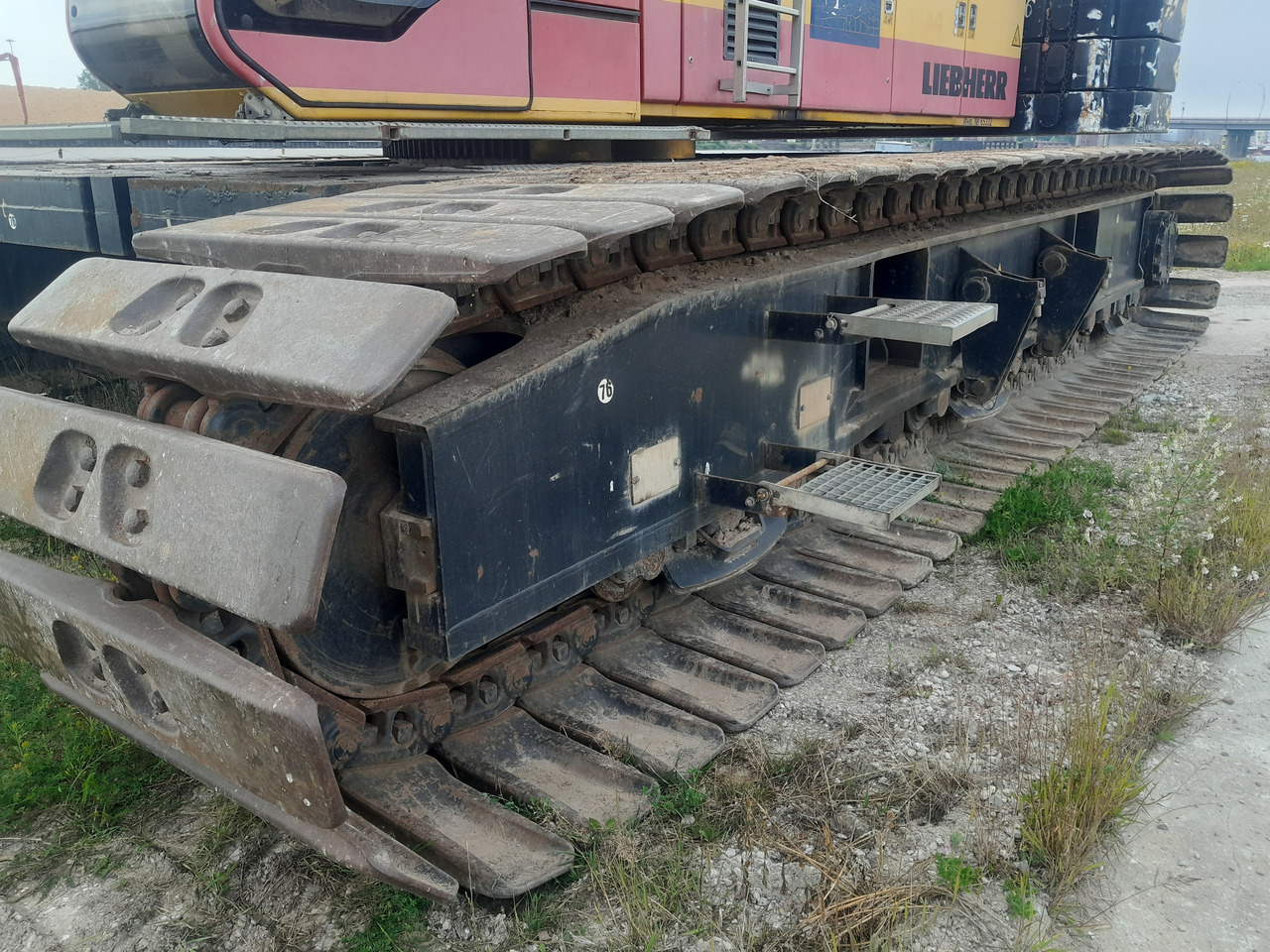 Construction machinery Liebherr LR1130: picture 8