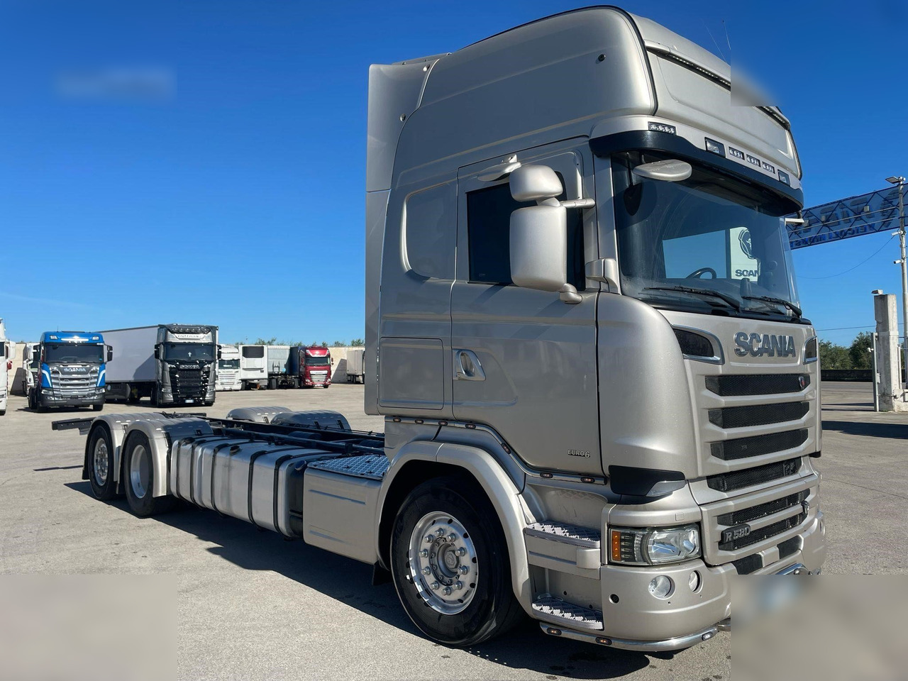 SCANIA R580 - Cab chassis truck: picture 2 SCANIA R580 - Cab chassis truck: picture 2