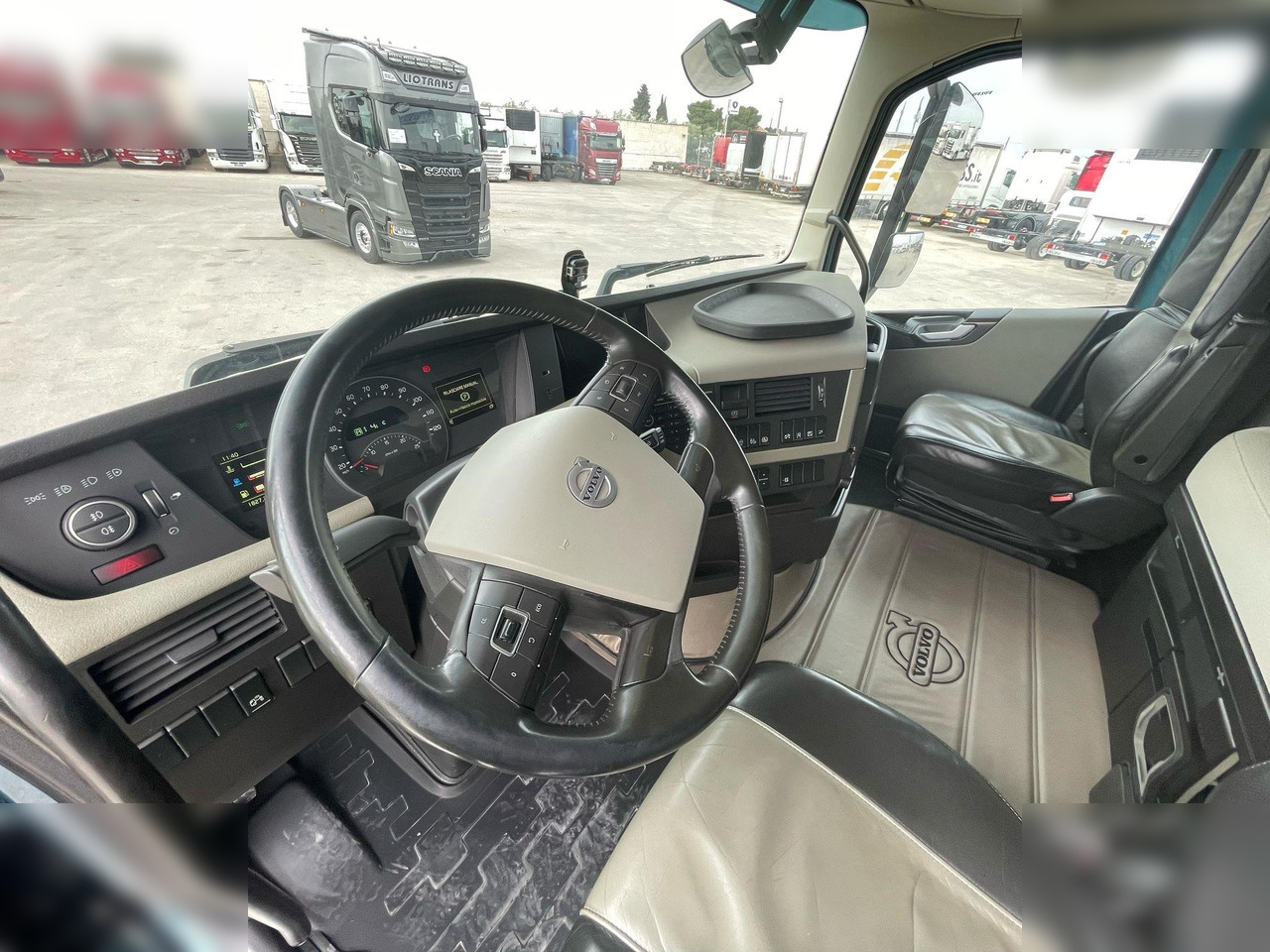 Tractor unit VOLVO FH500: picture 6 Tractor unit VOLVO FH500: picture 6