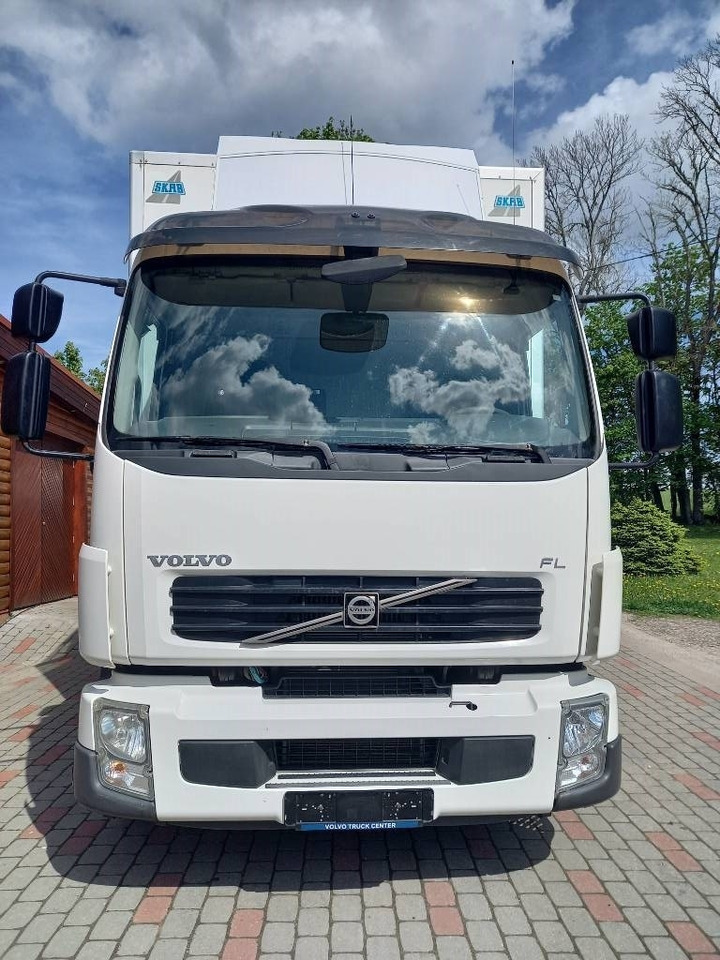 Volvo BM FL 240, 4x2, SIDE-OPENING - Box truck: picture 3 Volvo BM FL 240, 4x2, SIDE-OPENING - Box truck: picture 3