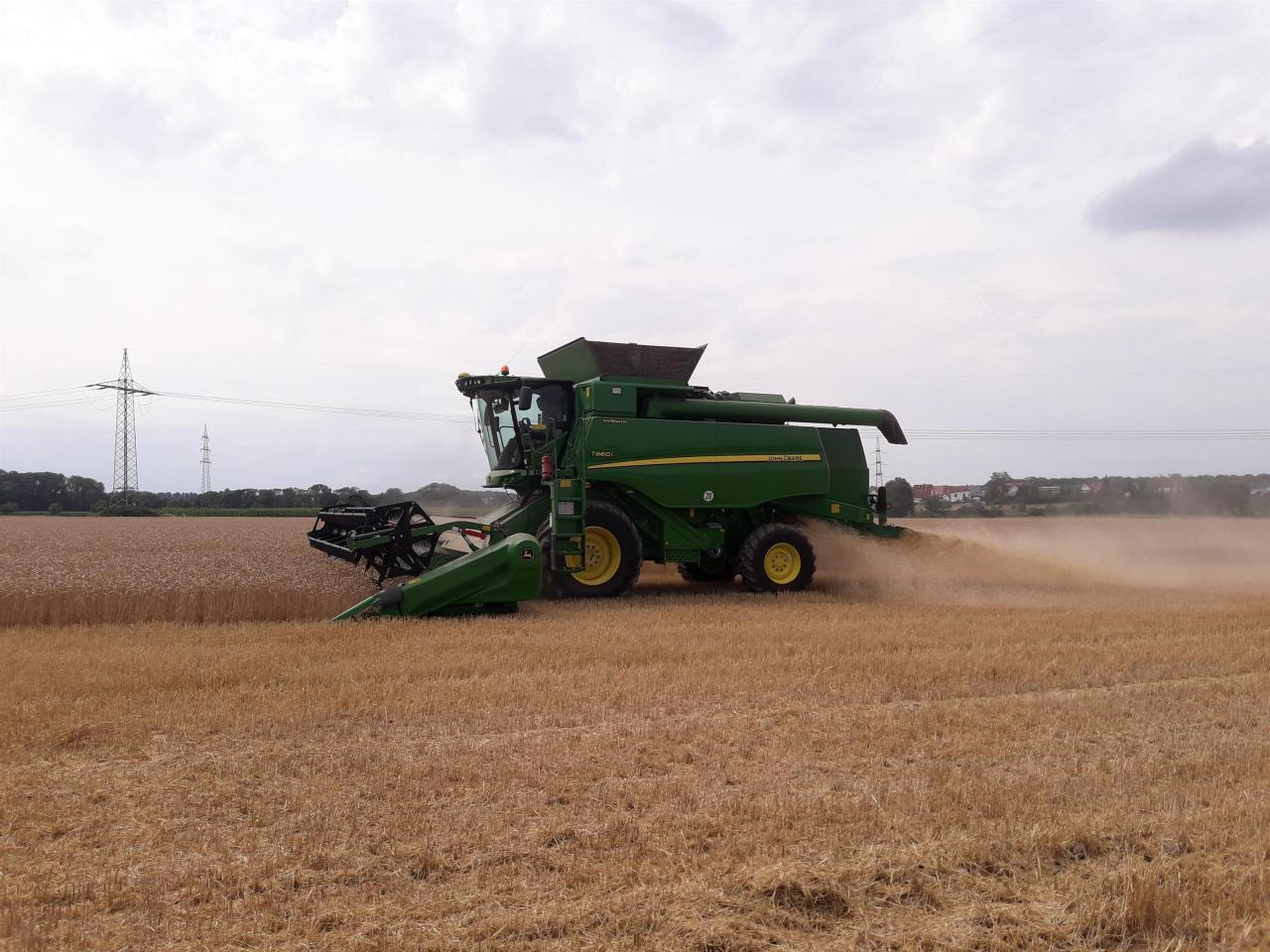 T660I Hillmaster - Combine harvester: picture 1 T660I Hillmaster - Combine harvester: picture 1