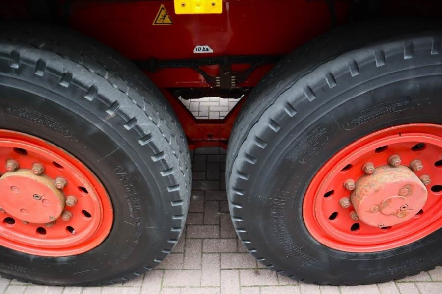 Demag AC-40 City 6x6 Drive And 6 Wheel Steering, 40t Cap - All terrain crane: picture 2 Demag AC-40 City 6x6 Drive And 6 Wheel Steering, 40t Cap - All terrain crane: picture 2