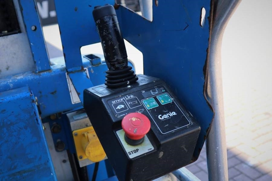 Genie GR20 Electric, 8m Working Height, Non Marking Tyre - Scissor lift: picture 4 Genie GR20 Electric, 8m Working Height, Non Marking Tyre - Scissor lift: picture 4