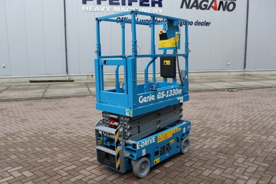 Genie GS1330M Valid inspection, *Guarantee! All-Electric - Scissor lift: picture 2 Genie GS1330M Valid inspection, *Guarantee! All-Electric - Scissor lift: picture 2