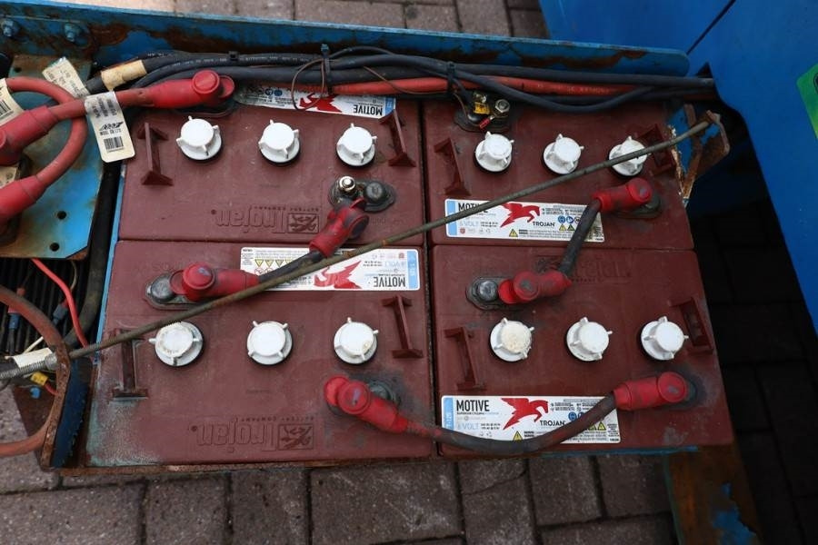 Genie GS3246 Electric, Working Height 11.75 m, 318kg Cap - Scissor lift: picture 4 Genie GS3246 Electric, Working Height 11.75 m, 318kg Cap - Scissor lift: picture 4