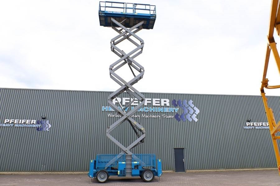 Genie GS5390 Diesel, 4x4 Drive, 18.15m Working Height, 6 - Scissor lift: picture 3 Genie GS5390 Diesel, 4x4 Drive, 18.15m Working Height, 6 - Scissor lift: picture 3