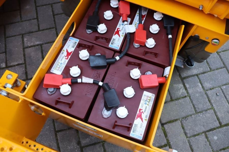 Haulotte Compact 10N Valid Iinspection, *Guarantee! 10m Wor - Scissor lift: picture 5 Haulotte Compact 10N Valid Iinspection, *Guarantee! 10m Wor - Scissor lift: picture 5