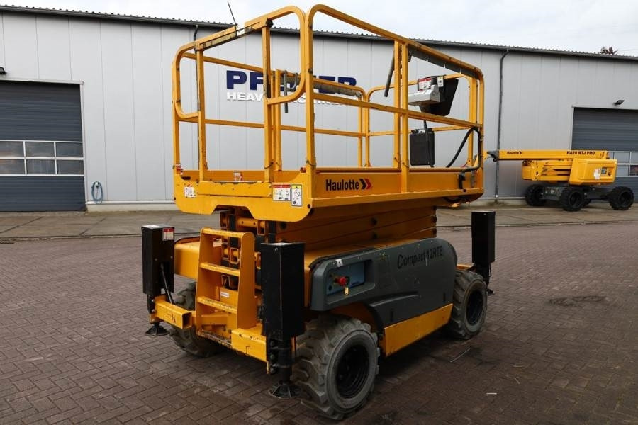 Haulotte Compact 12RTE Electric, 12m Working Height, 450kg - Scissor lift: picture 2 Haulotte Compact 12RTE Electric, 12m Working Height, 450kg - Scissor lift: picture 2
