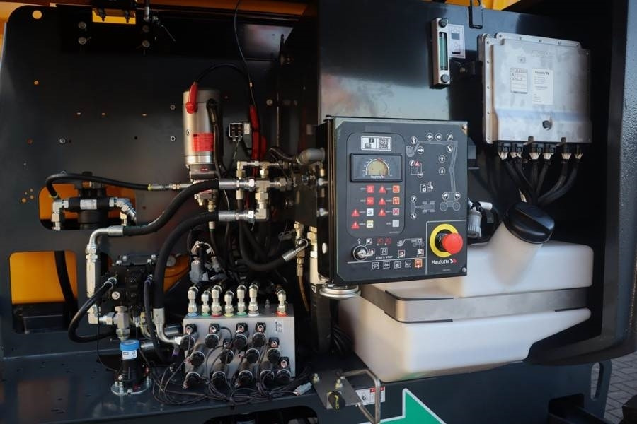 Haulotte HA20RTJ Pro Valid inspection, *Guarantee! 20.6 m W - Articulated boom: picture 4 Haulotte HA20RTJ Pro Valid inspection, *Guarantee! 20.6 m W - Articulated boom: picture 4