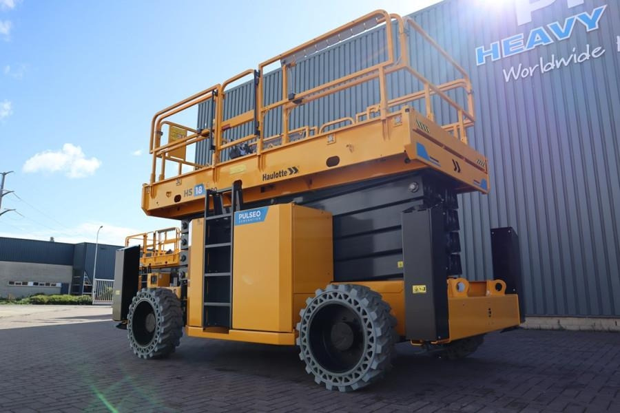 Haulotte HS18EPRO Full Electric 4x4 Drive, Versatile Use: O - Scissor lift: picture 4 Haulotte HS18EPRO Full Electric 4x4 Drive, Versatile Use: O - Scissor lift: picture 4