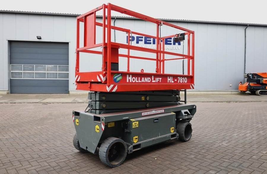 Holland Lift Ecostar HL-7810 Electric, 10m Working Height, 450k - Scissor lift: picture 2 Holland Lift Ecostar HL-7810 Electric, 10m Working Height, 450k - Scissor lift: picture 2