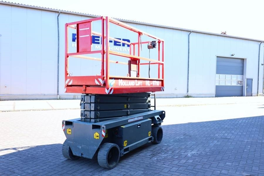 Holland Lift Ecostar HL-9710 Electric, 12m Working Height, 325k - Scissor lift: picture 2 Holland Lift Ecostar HL-9710 Electric, 12m Working Height, 325k - Scissor lift: picture 2