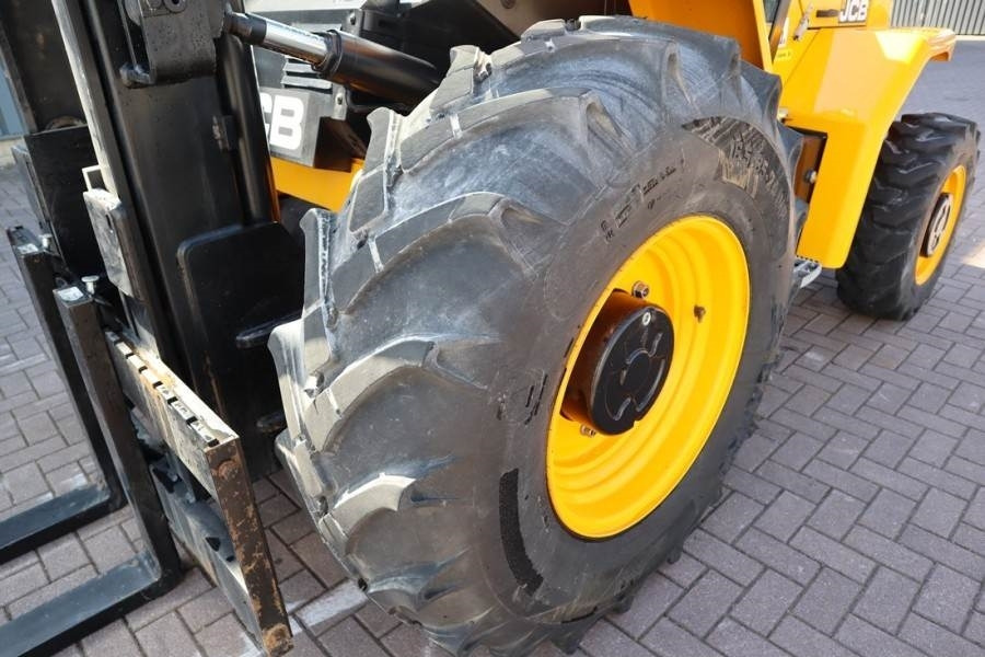 Rough terrain forklift JCB 940-4 T4 Valid inspection, *Guarantee! Diesel, 4x4: picture 15 Rough terrain forklift JCB 940-4 T4 Valid inspection, *Guarantee! Diesel, 4x4: picture 15